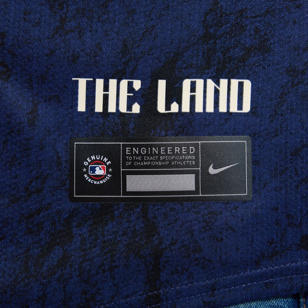 Cleveland Guardians City Connect Limited Jersey - Navy