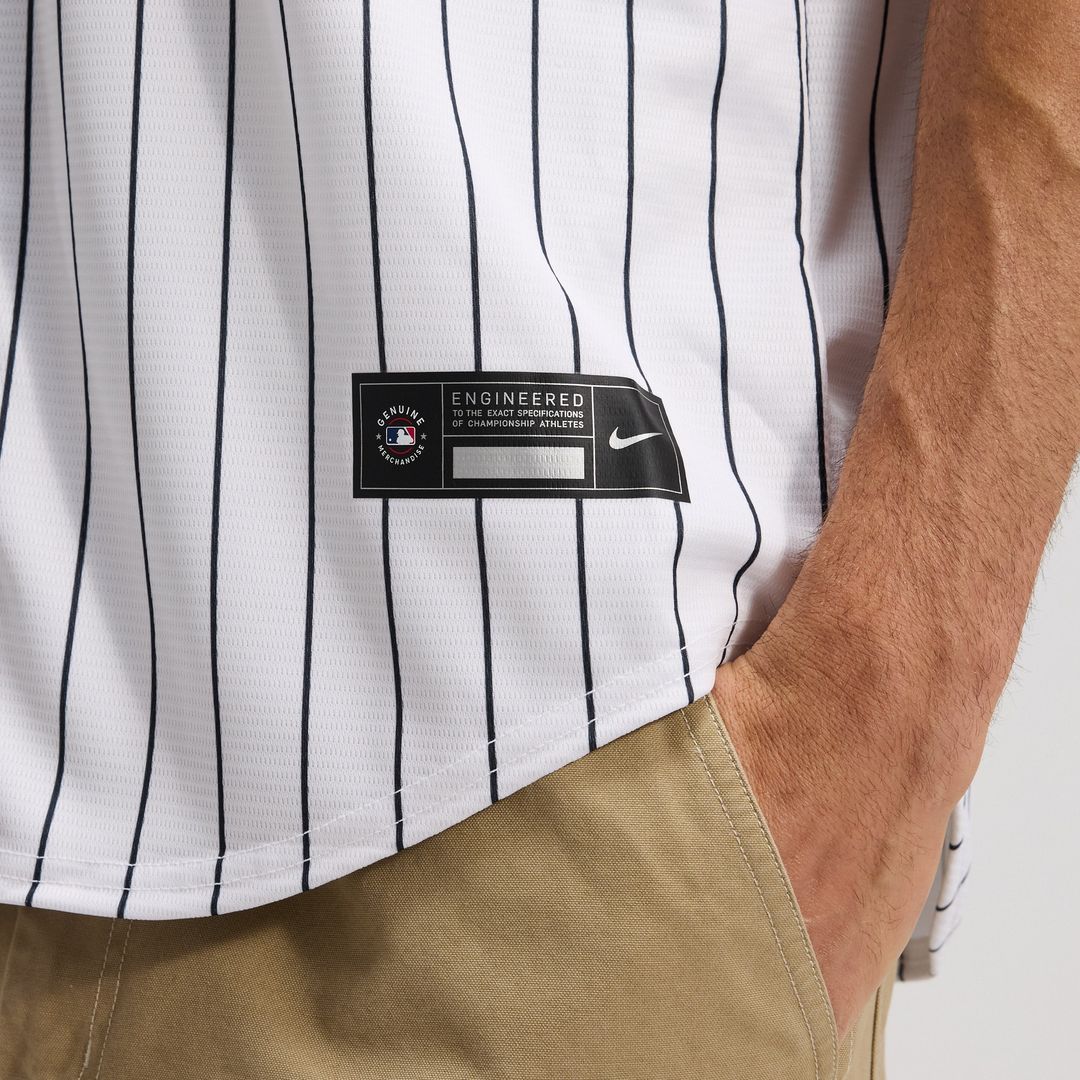 Chicago White Sox Alternate Replica Team Jersey - Black