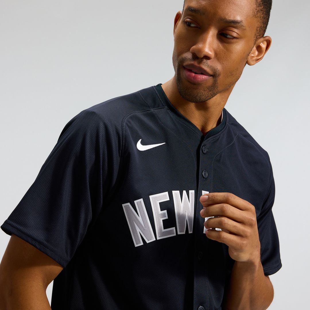 New York Yankees Aaron Judge Alternate Limited Jersey - Navy
